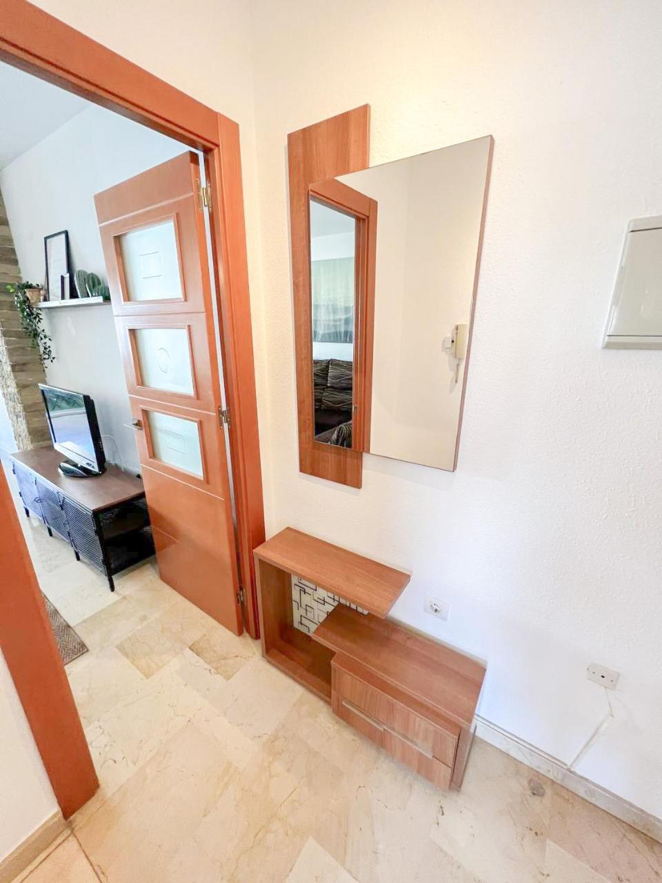 Large & Cozy Centrally Apartment Torremolinos Ngoại thất bức ảnh