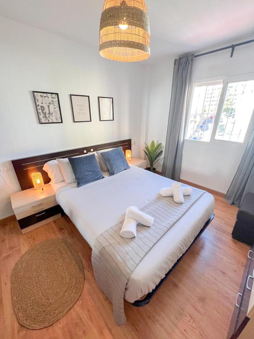 Large & Cozy Centrally Apartment Torremolinos Ngoại thất bức ảnh