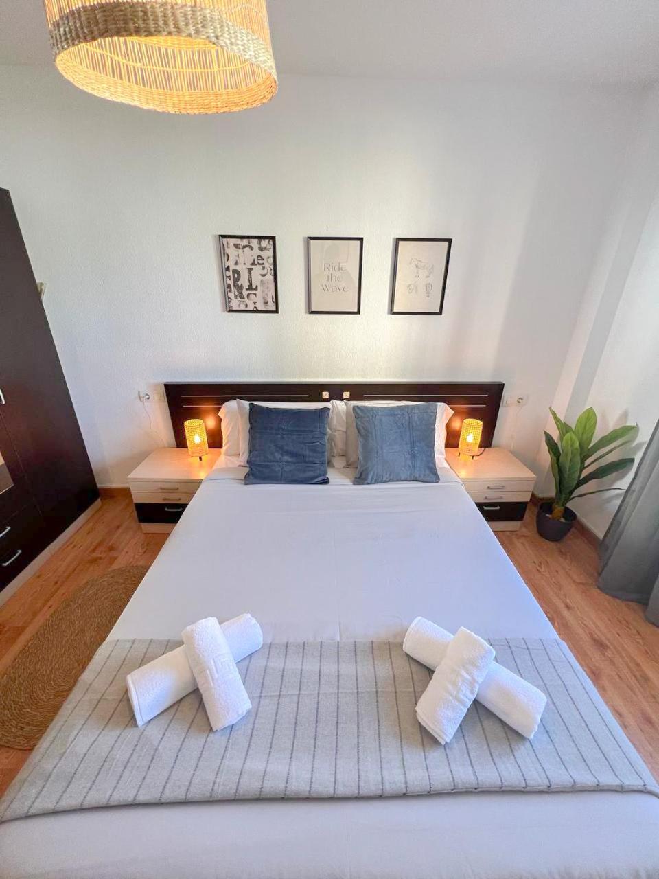 Large & Cozy Centrally Apartment Torremolinos Ngoại thất bức ảnh